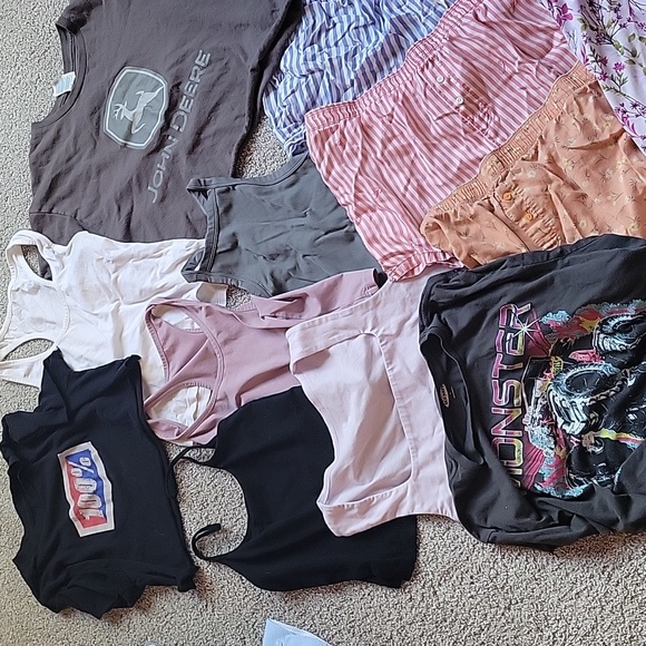 Womens Comfy Bundle!!! - Picture 3 of 4